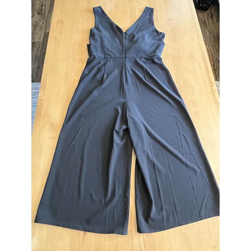 Women's Ellison Black Sleeveless Tie Back Wide Leg Jumpsuit Size M NEW MSRP $49‎